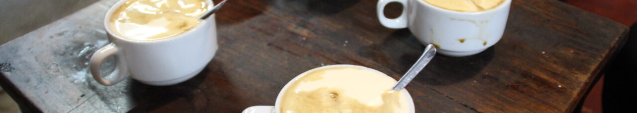 Cà Phê Trứng (vietnamesischer Eierkaffee) – Vietnams cremiges Kaffee-Geheimnis